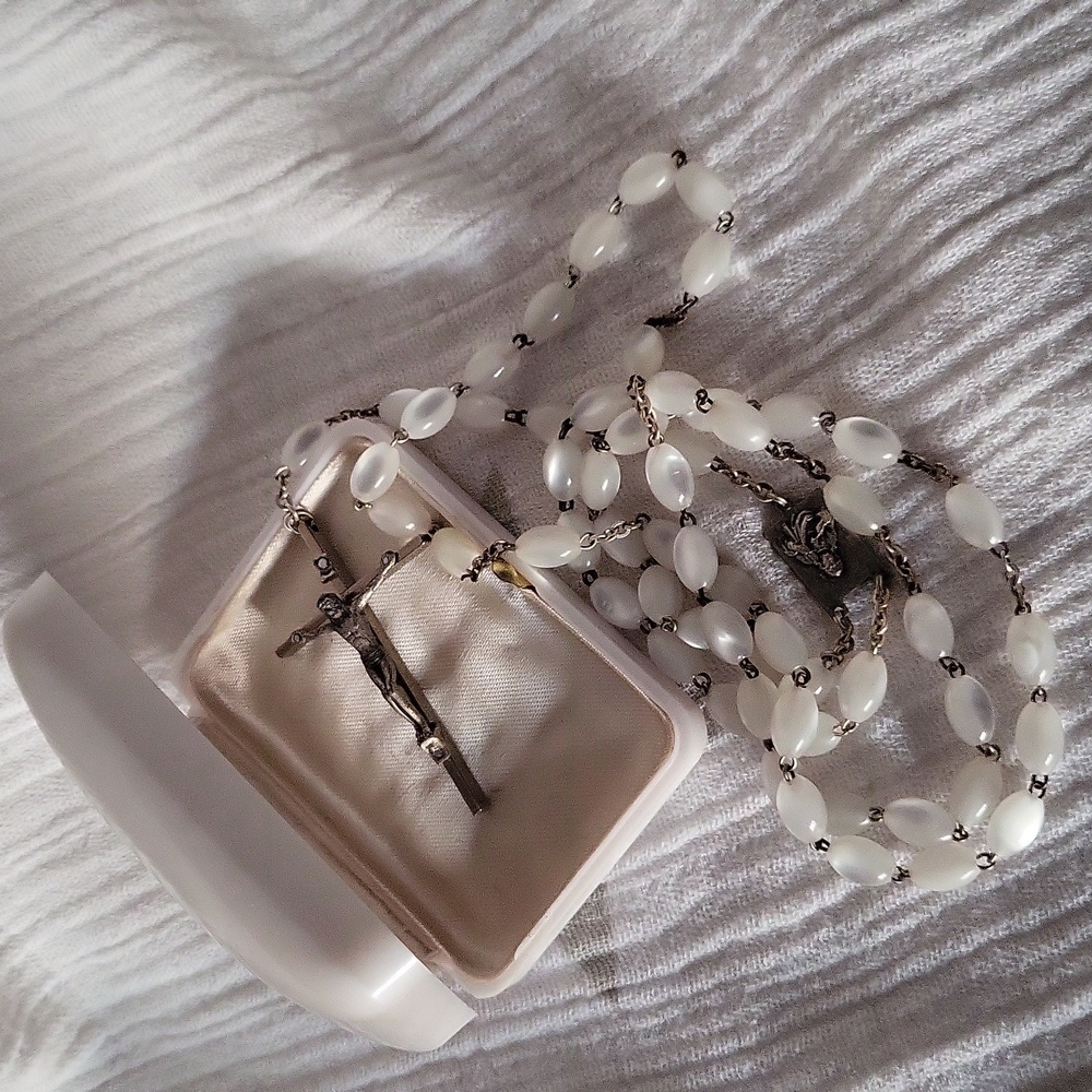 Vintage  Ricordo di Roma Catholic Rosary Moonglow Beads Italy Mid Century Silver